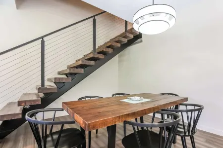 Granby Colorful Adventures Breathtaking Views! Отели в г. Грэнби