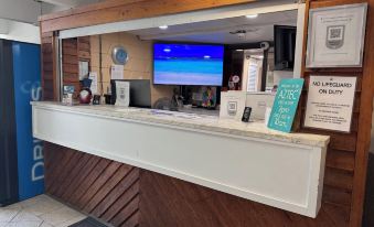 Aztec Ocean Resort