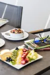 The Y Hotel - servizio colazione