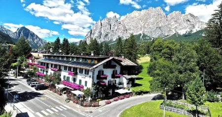 Hotel Menardi Отели в г. Кортина д'Ампеццо'