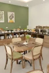 Nature Hotel - Le Dai Hanh