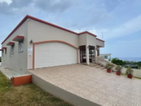Ocean View House Quebradillas & Rooftop Hoteles en Quebradillas