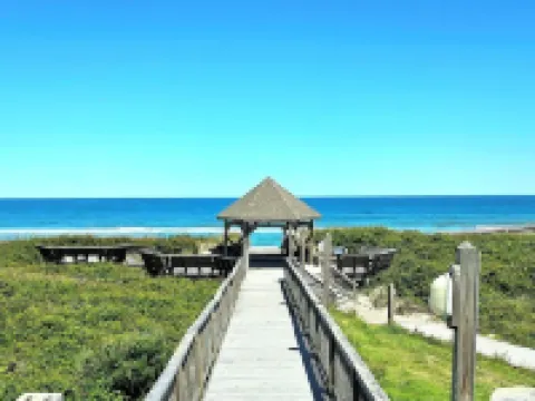 Steps to Duck Fun: Sunset Views, Resort Amenities! w/Beach Access! 杜克酒店