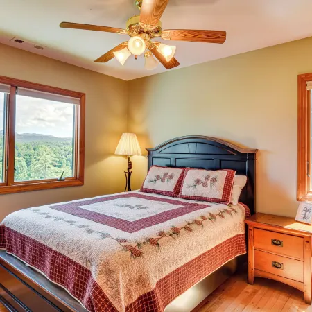Hilltop Home w/ Panoramic Forest & Mountain Views!