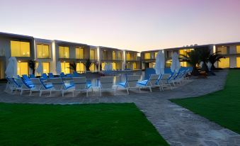 Lugga Boutique Hotel & Beach