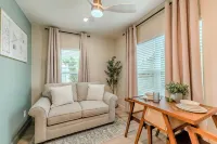 Luxurious & Modern Guest House in Orlando, FL Hotels in Union Park