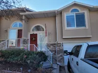 Spacious Townhouse in the suburbs of Salt Lake City Hôtels à : Bountiful