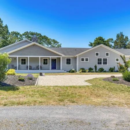 Distinctive Hamptons Home w/ Pool Near Bay, Ocean