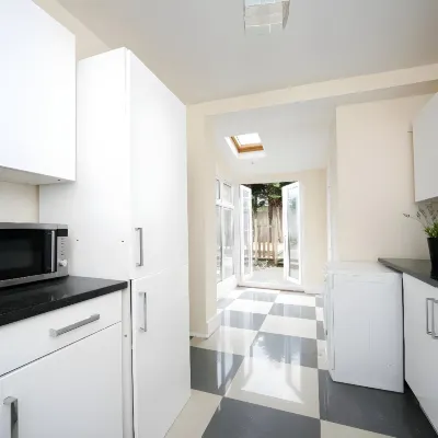 London Comfy Doubles Hotels near Walthamstow