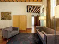 Mercer House Boria Hotels near Picasso Museum