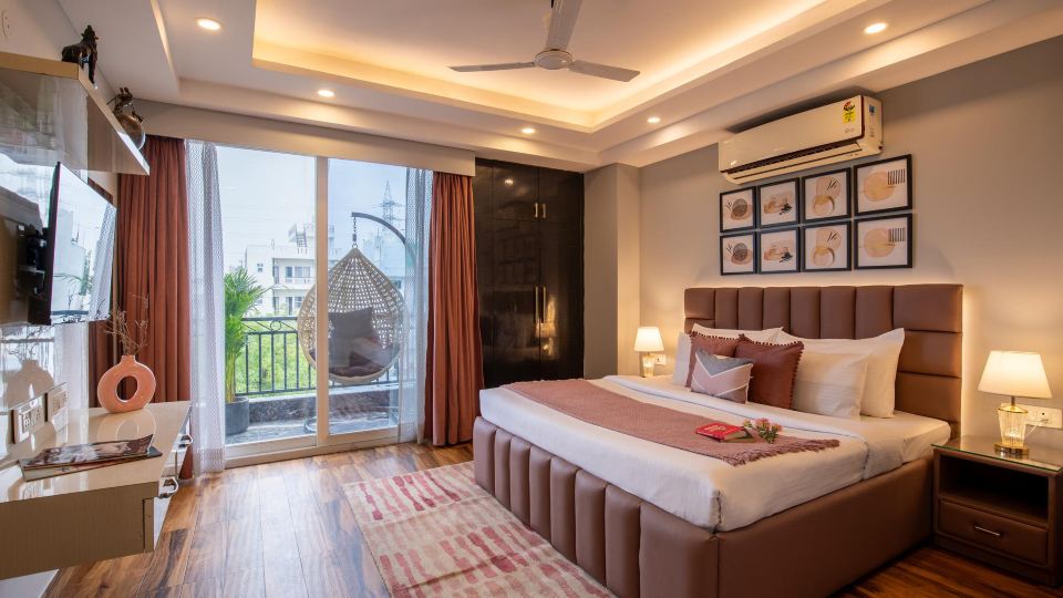 BedChambers Serviced Apartments, Sector 38