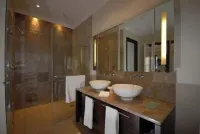 Eden Island Apartment, beach at 90 meters, garden, golfcar, Kayaks