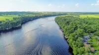 Charming Lake Wissota Cabin Retreat - 4-Star