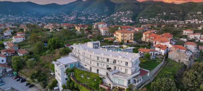 Hotel le Rocce - Agerola, Amalfi Coast Hotels in Napoli