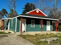 Cozy 1-bedroom apartment in Lumberton with AC, WiFi.