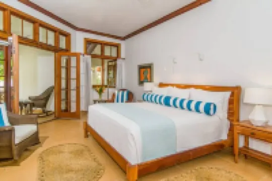 Idle Awhile Villa - Almond 4 Bedroom Villa