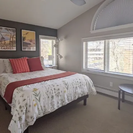 Downtown Creekside Retreat