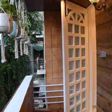 Swank at 11 1BHK Apartment, Khar West Others