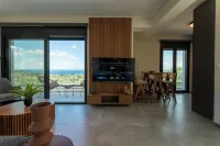 5 minutes from down town and aegean sea view