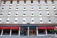 Duca D'Aosta Hotel in zona Oratorio Interparrocchiale “San Giocondo” di Sarre e Chesallet - APS