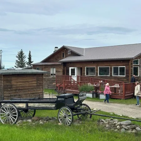 Authentic Alaskan cabin experience near the heart of Denali
