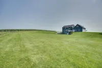 Blue Birds Perch Stunning Home on Private Hilltop - Alojamientos