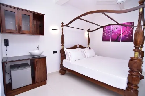 Rooms in Apartment with AC in Katunayake - 8 bedrooms