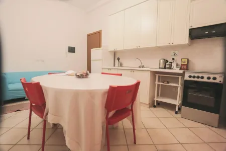 Within walking distance of Assisi train station