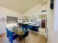 Lake Powell Charming 2-bedroom house withAmazing Views Hotels in Big Water