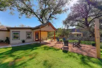 The Lazey Dazey Cottage, Dating back to 1884 in Hico, Texas
