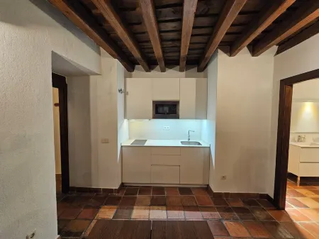 Ground Floor. House, apartment of 100 m. in the center of Pedraza, without stairs Отели в г. Pedraza
