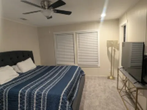 Brand New! Spacious mobile home! Hotels in Hackberry