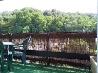 Small Duplex terrace on top floor with magnificent view of the Vercors mountains 克萊住宿飯店