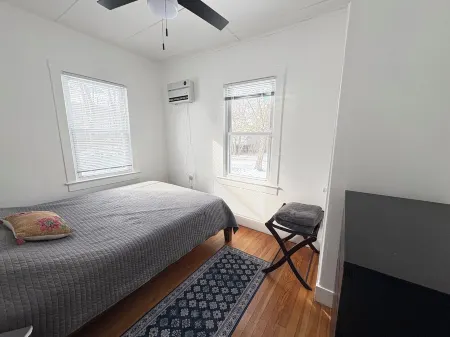 Cozy Cottage in a Catskills Lake Community