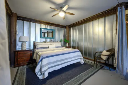 4BR Beach Haven Retreat Perfect for families with TEENS!