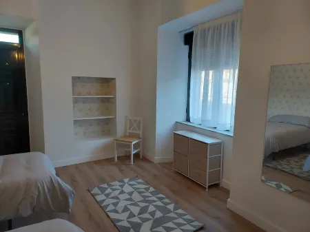 Planta Baja Casa Antigua en las Murallas de la Fortaleza de Salvatierra de Miño