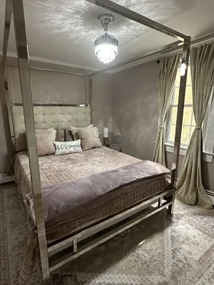 Private Cozy 2-bedroom apartment in charming Scranton with AC Hotels near Montage Mountain Resorts