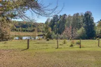 Prosperity Vacation Rental ~ 1 Mi to Lake Murray! - 3 tähden