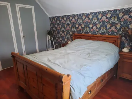 private wellness house med private outside jacuzzi, sauna, massagechair and gym Отели в г. Хагфорс