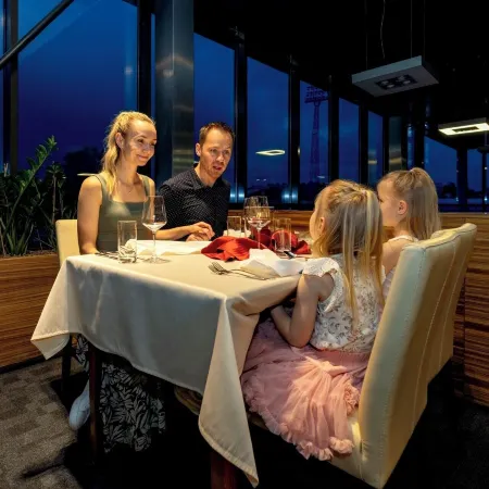 Hotel AquaCity Riverside