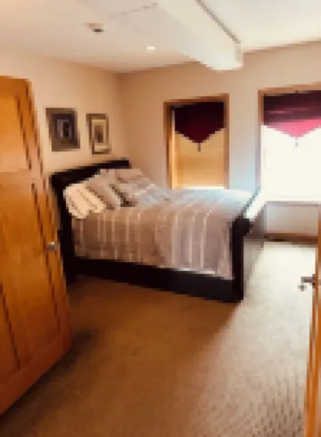 Charming 2BR Retreat in Saint Paul’s Premier Neighborhood – Walkable & Serene Hotels in 