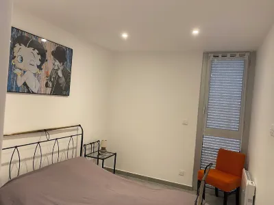 T3 furnished luxury equipment Hotels in 14th arrondissement of Marseille