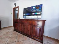 Malpensa Retreat home Hotels in Ferno