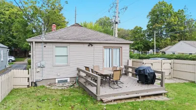 Gorgeous 2- Story home in heart of Broad Ripple Hotels in Broad Ripple Village