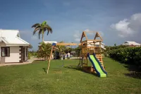 The Fairway Villa: A luxe 6BR retreat in Tobago, ready July 2025! Sleeps 20-26.