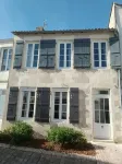 Charming house in the heart of Saint Martin de Ré Hotel di Saint-Martin-de-Re