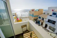 Steps to the Beach/Ocean View + AC/Heat