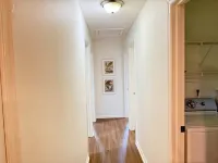 Gorgeous 3-bedroom house with AC in charming Petersburg