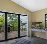Charming 3-bedroom house with breathtaking views of the Lake of the Ozarks