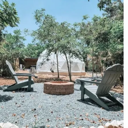 Unique Dome with hot tub, bbq, jacuzzi, near beach